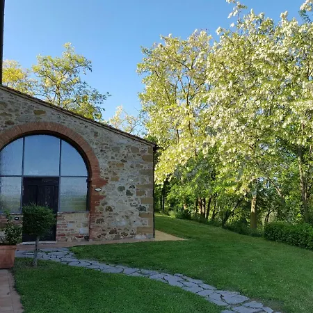 Agriturismo Colle Di Mezzo Farm stay