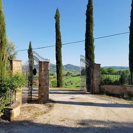 Agriturismo Colle Di Mezzo Farm stay