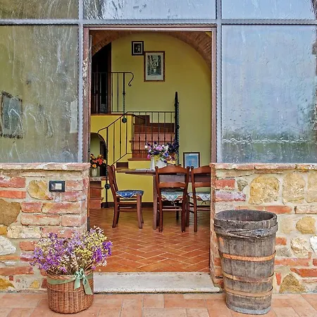 Agriturismo Colle Di Mezzo Farm stay
