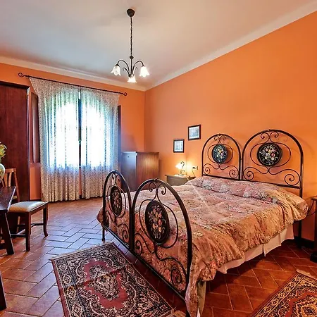 Agriturismo Colle Di Mezzo